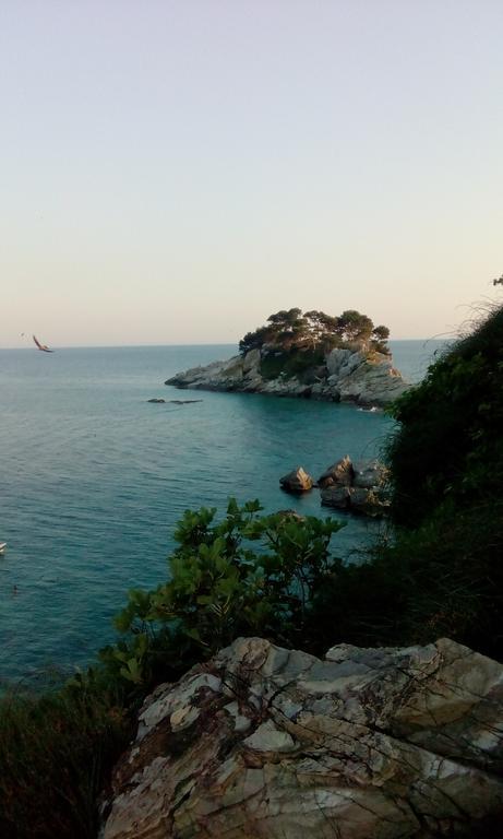 Villa Stone House In Buljarica Petrovac Exterior foto