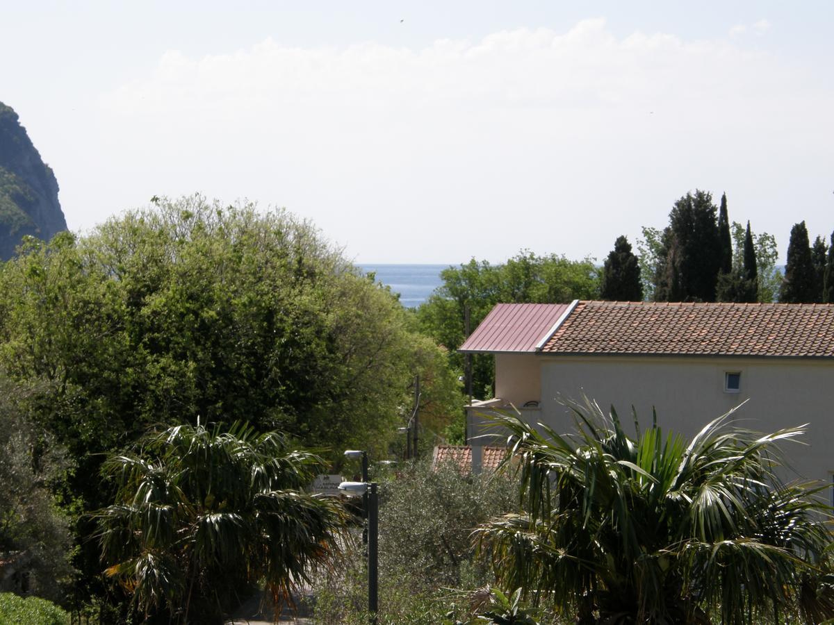Villa Stone House In Buljarica Petrovac Exterior foto